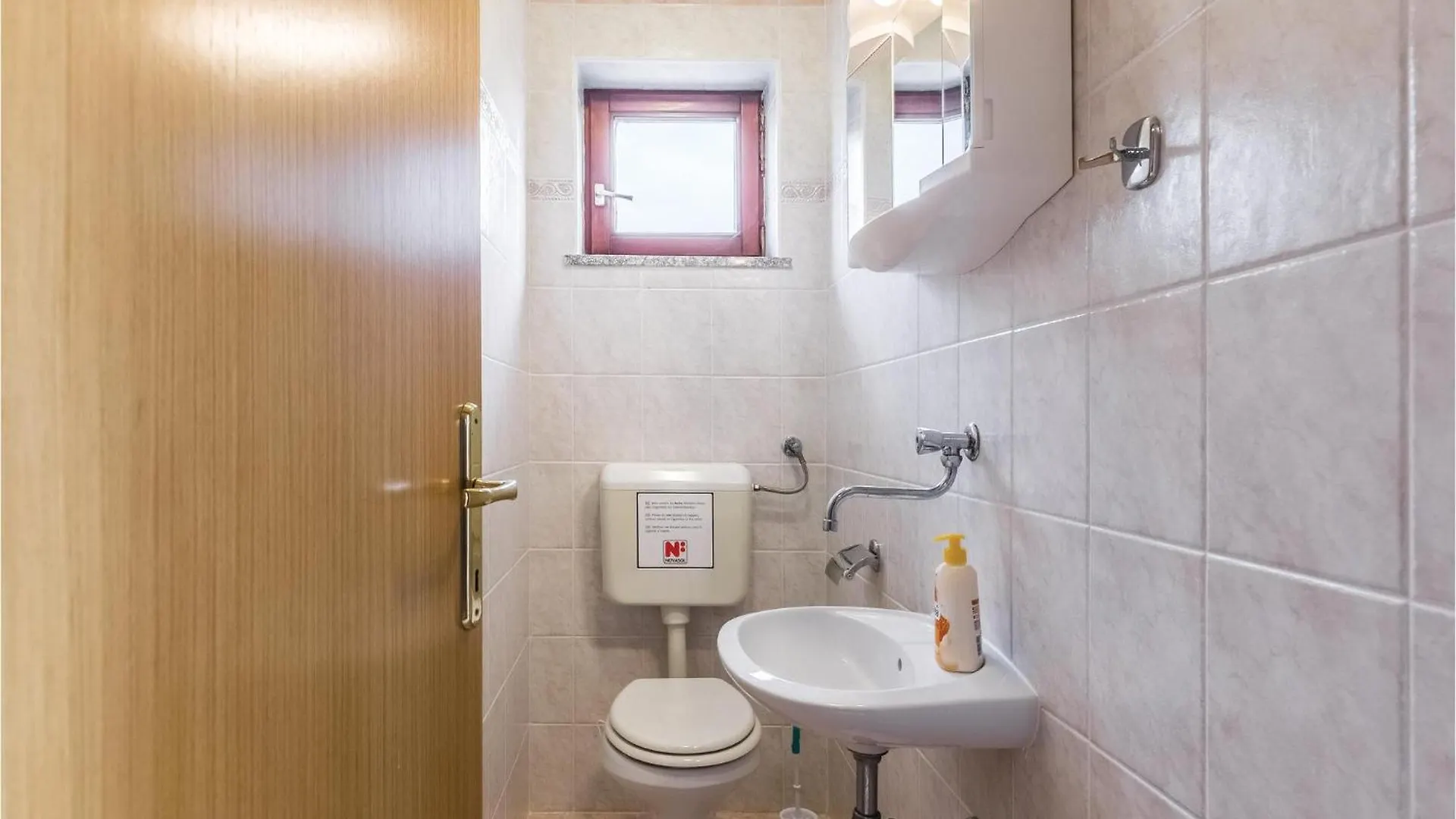 6 Bedroom Nice Home In Segotici 0*,  Hırvatistan