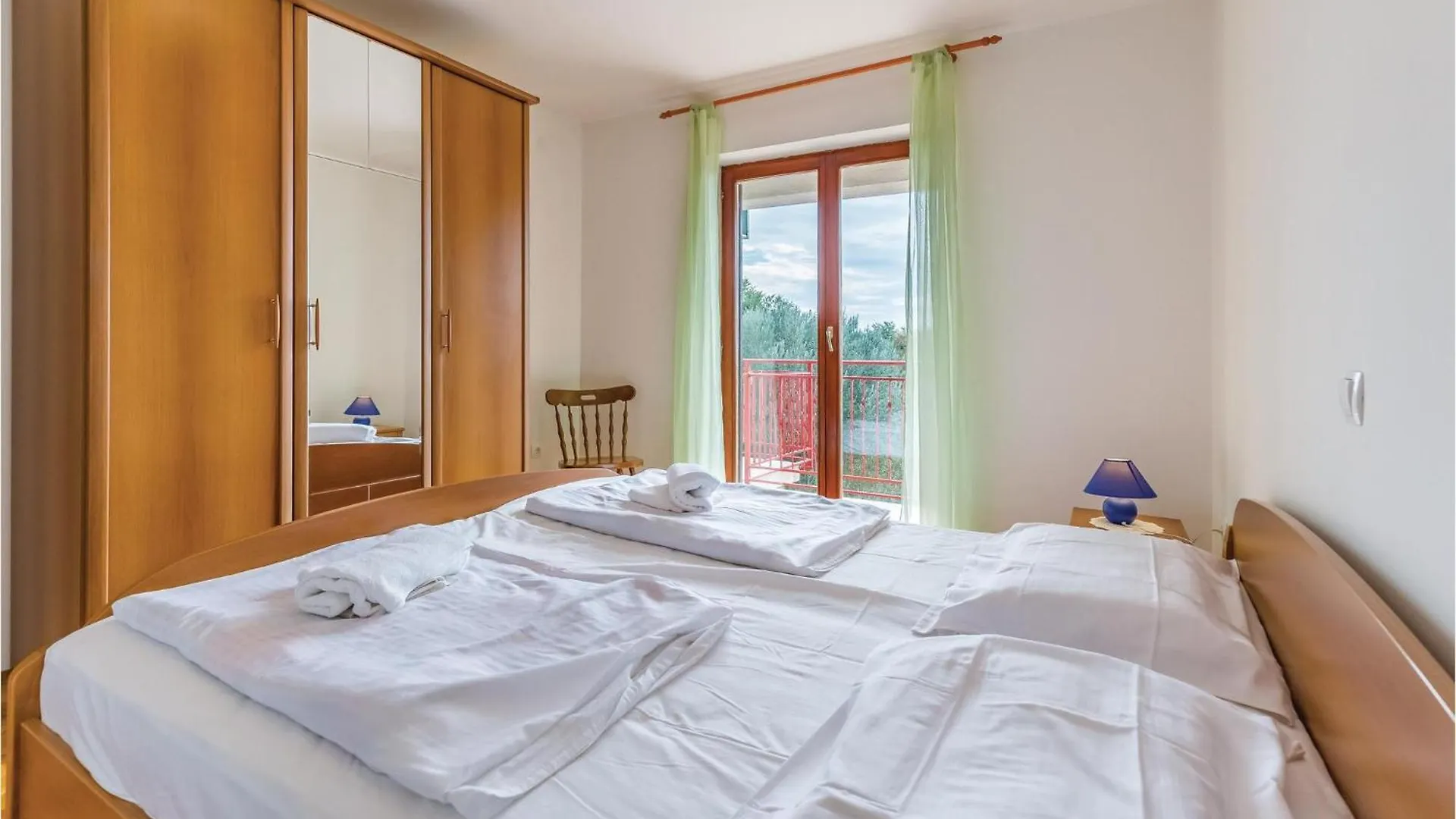 6 Bedroom Nice Home In Segotici Tatil Evi